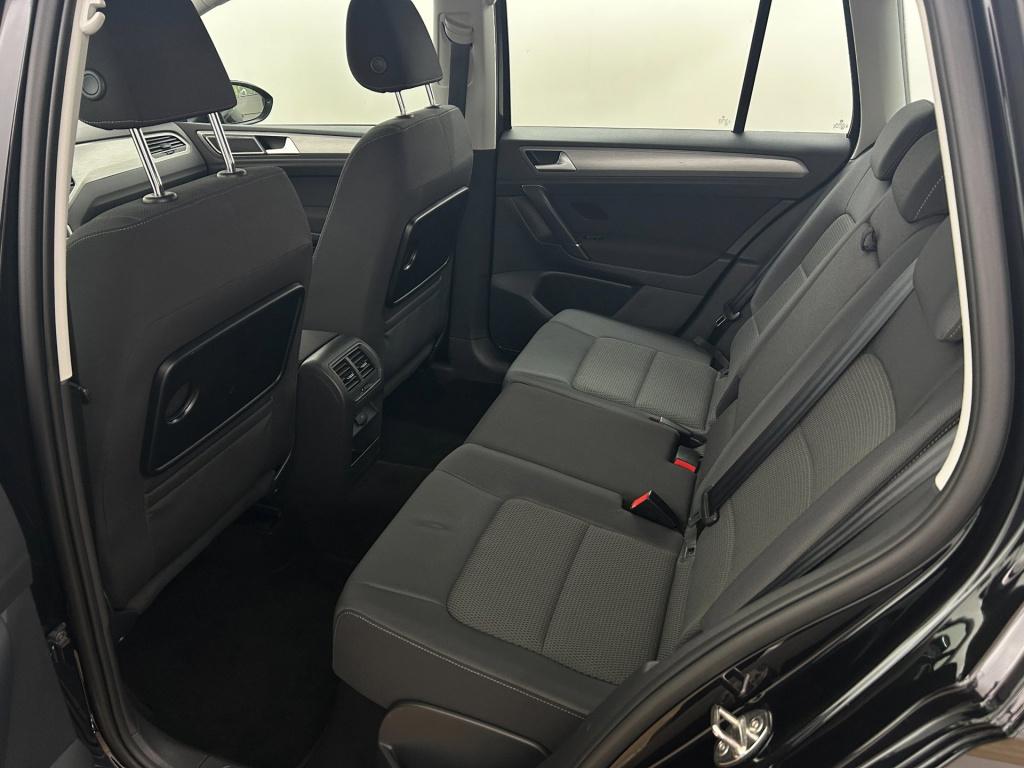 Volkswagen Golf Sportsvan occasion 1.4 tsi highline | zwart | tweedehands v