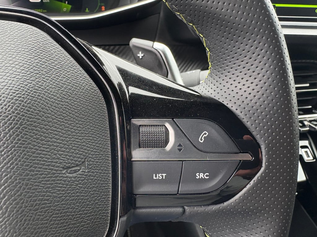 Peugeot 208 1.2 puretech gt pack