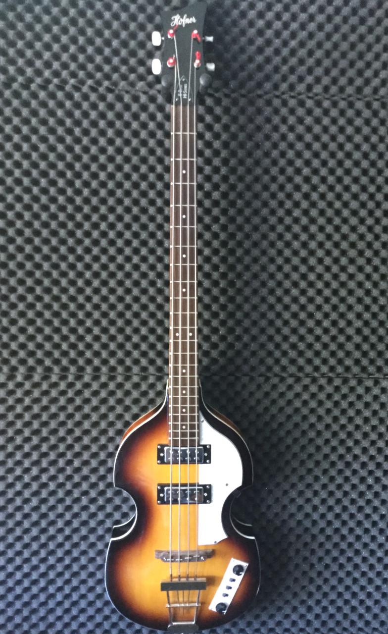 HÖFNER Ignition Cavern SE Violin Sunburst basgitaar + hard case