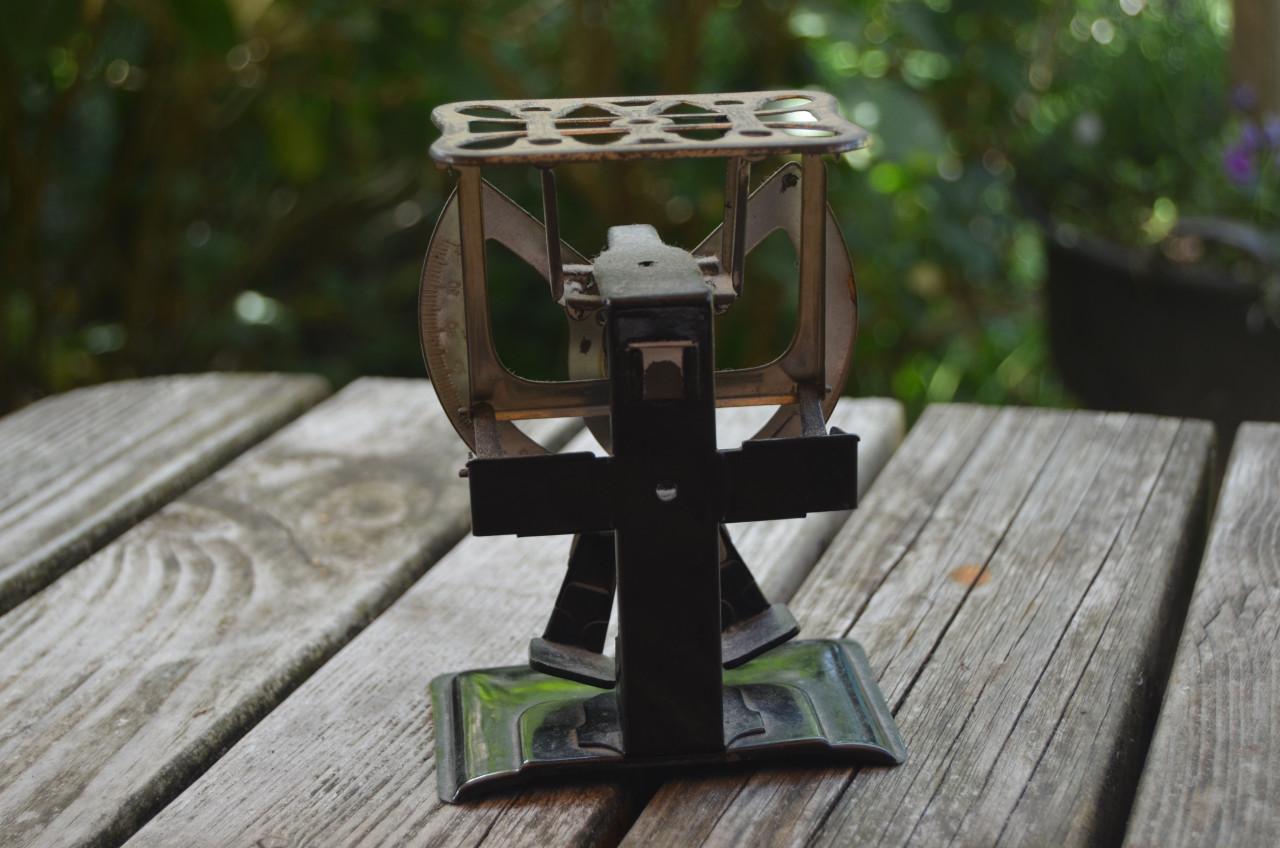 Antiek brievenweegschaaltje (2)