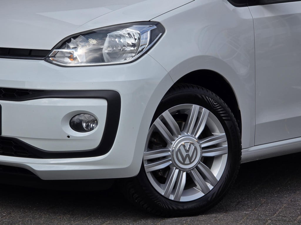 Volkswagen UP! 1.0 bmt high up!