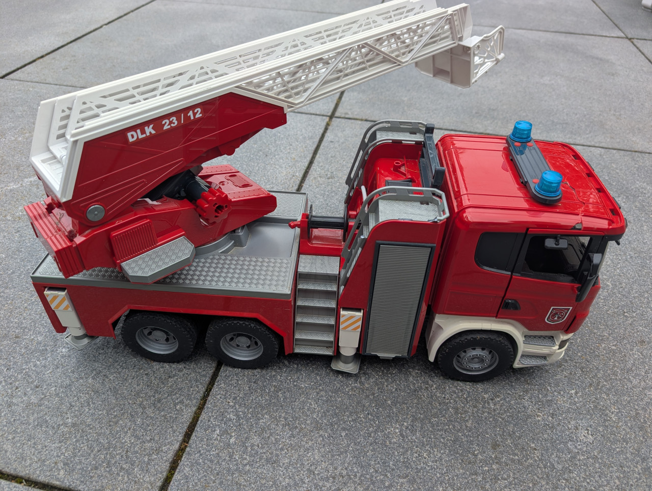 Bruder brandweerwagen