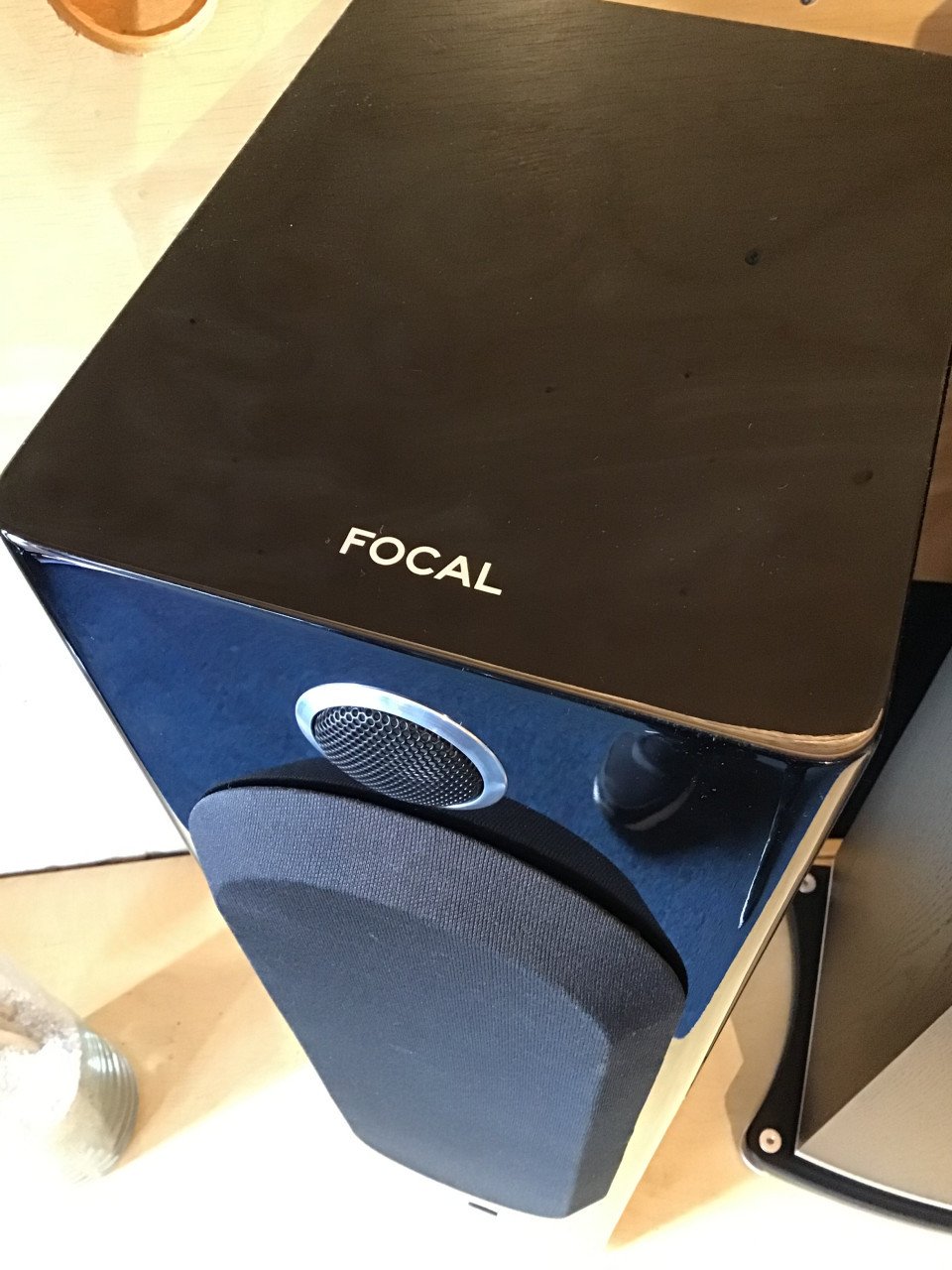 Focal Easya draadloze vloerstaande luidsprekers