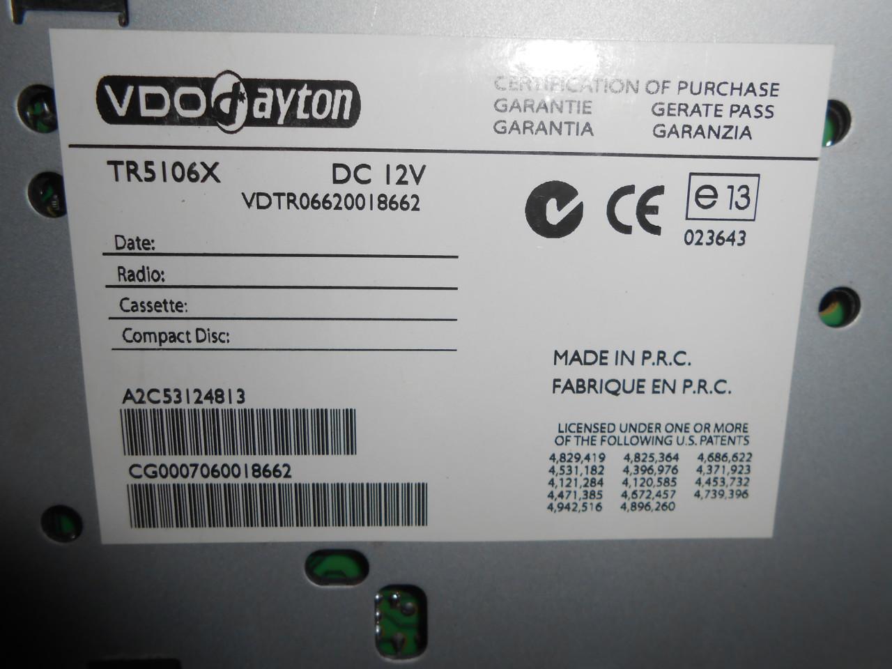 Inbouwradio 12 Volt VDO Dayton TR5106X compleet met boxen
