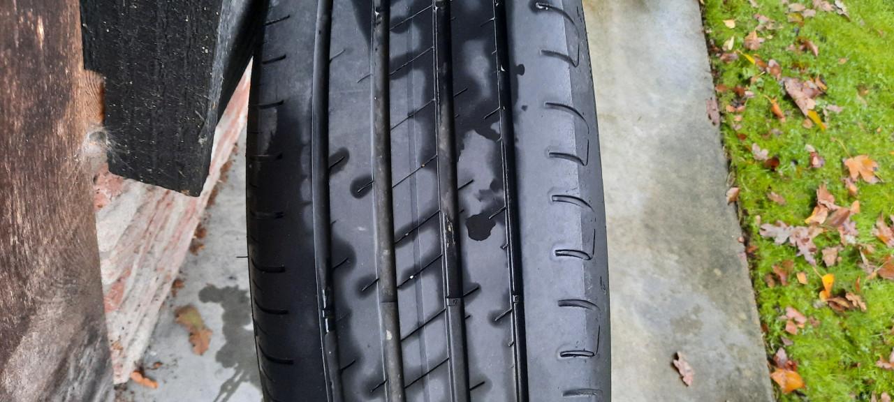 Volvo S80 II / V70 17 inch lichtmetalen velgen met goeie zomerbanden