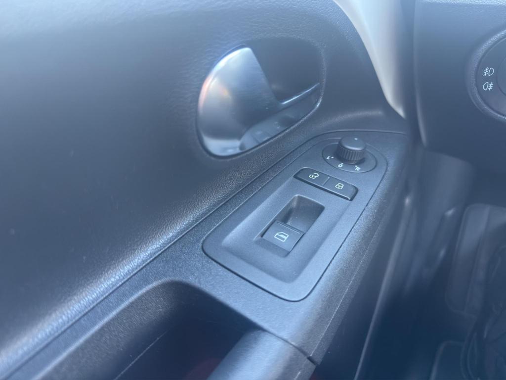 Volkswagen UP! 1.0 high up! bluemotion airco lm velgen navi