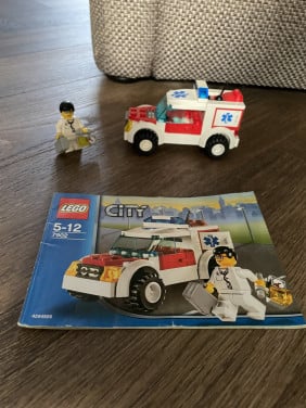 Lego City: Doktersauto 7902