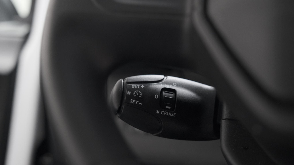 Peugeot Partner 1.5 bluehdi 100 s&s l1 | trekhaak | camera | apple carplay 
