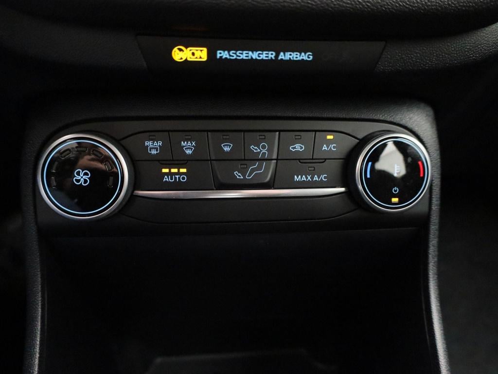 Ford Fiesta 1.0 ecoboost hybrid titanium aut. | apple carplay | airco | cru