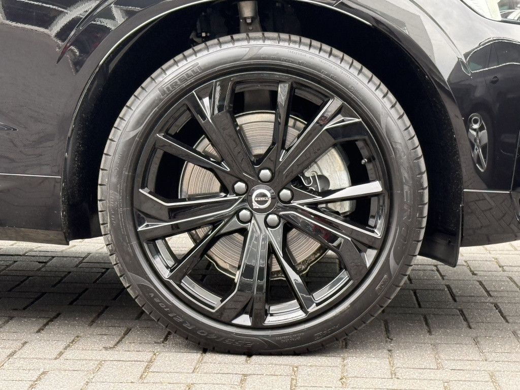 Volvo XC60 t6 398pk recharge black edition ultra dark full options !