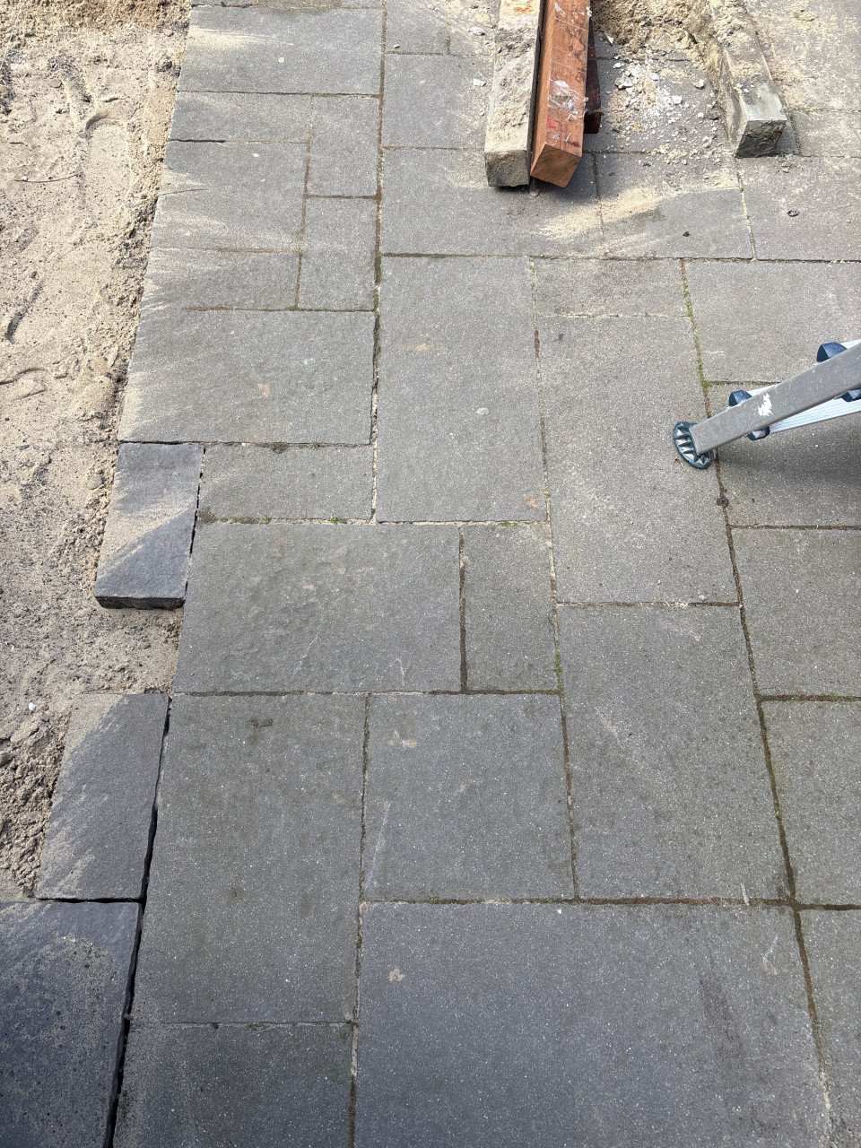Gratis bestrating / tegels, 8,5 m2, wildverband