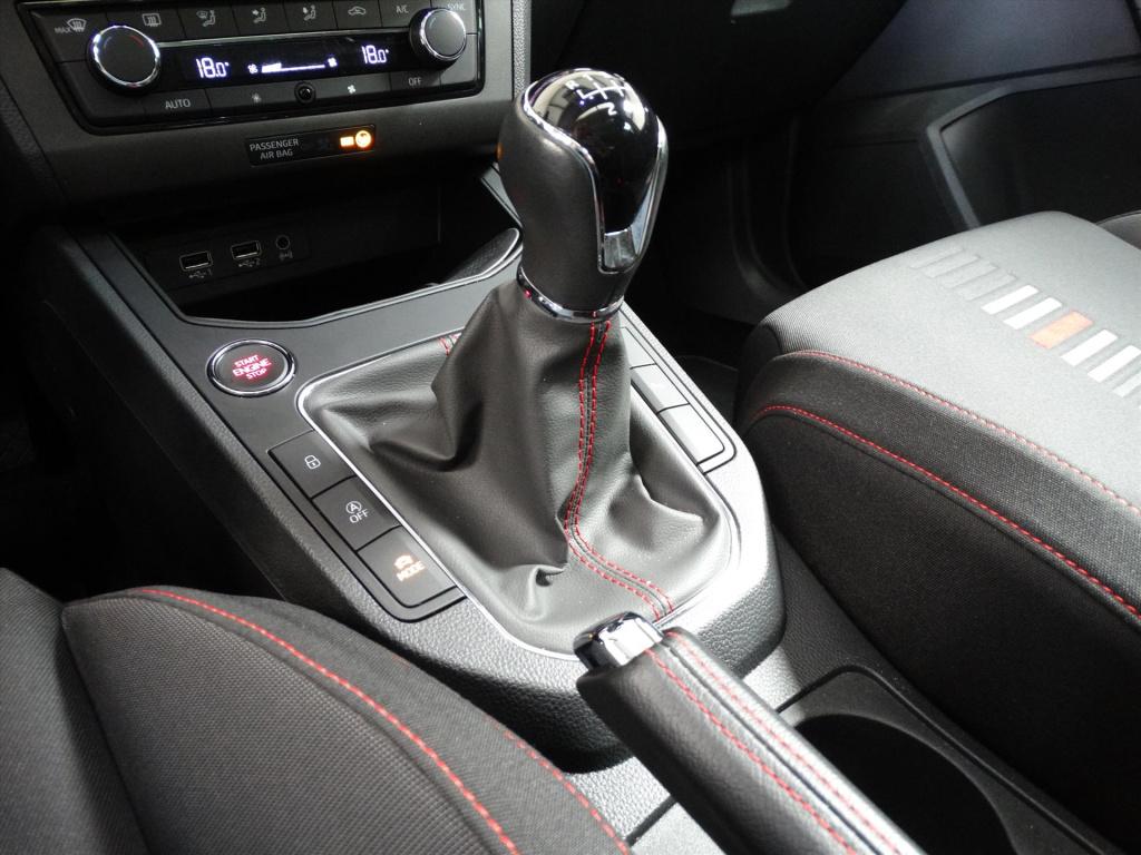 Seat Ibiza 1.0 ecotsi 115pk fr business intense