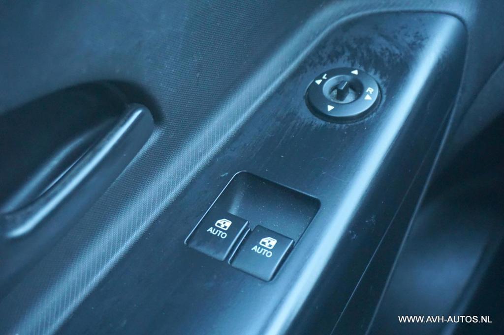 Kia Cee'd sporty wagon 1.4 x-tra