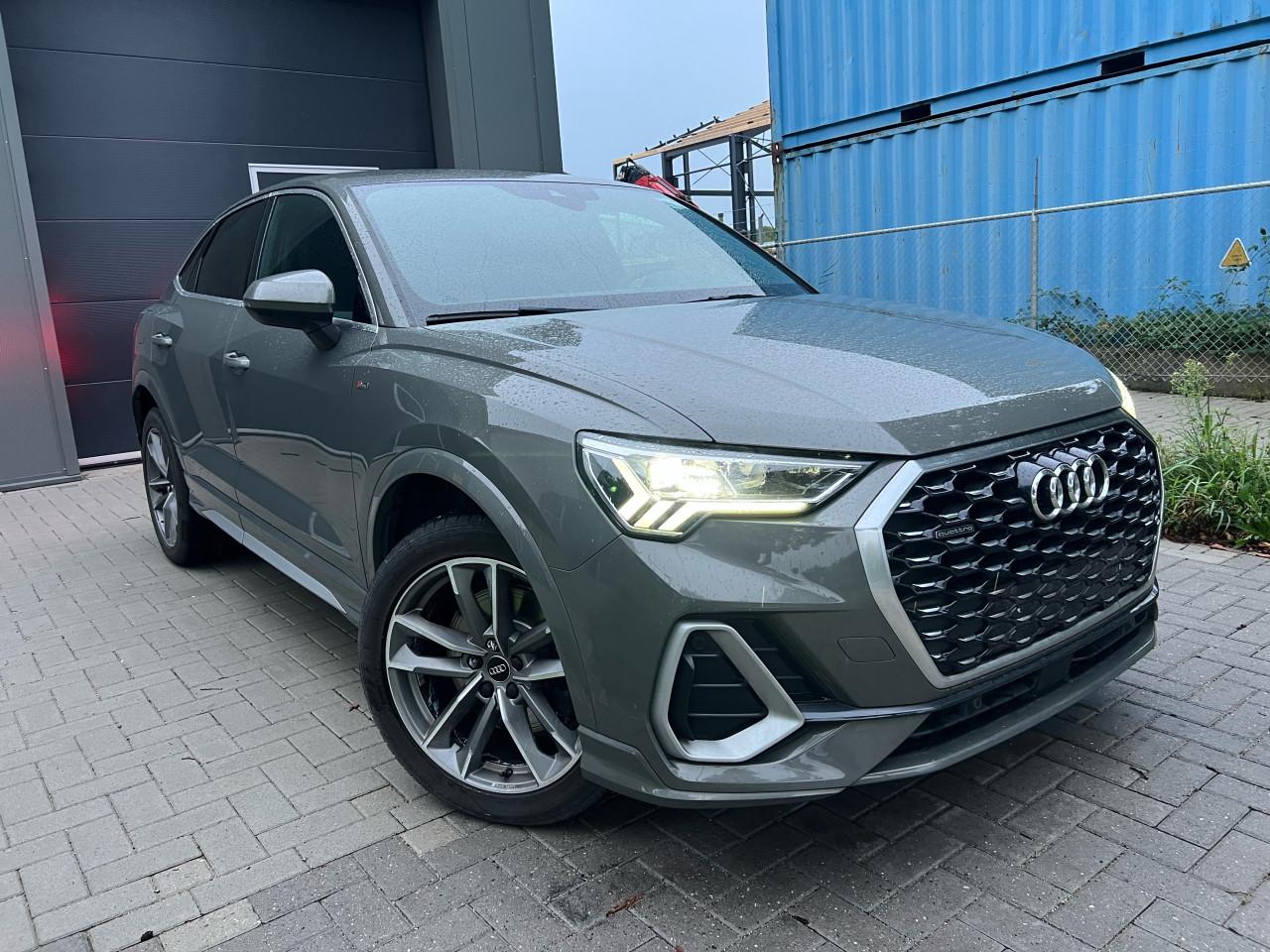 Audi Q3 Sportback 45TFSI S-Line Quattro Matrix
