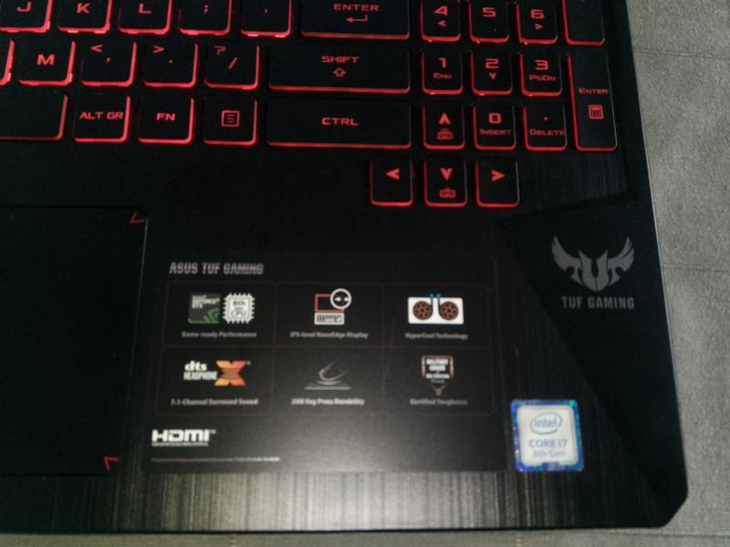 Asus Tuf Gaming Laptop-i7-W11-SSD-werk16giga-1240 gigabyte HDD-Goede Accu