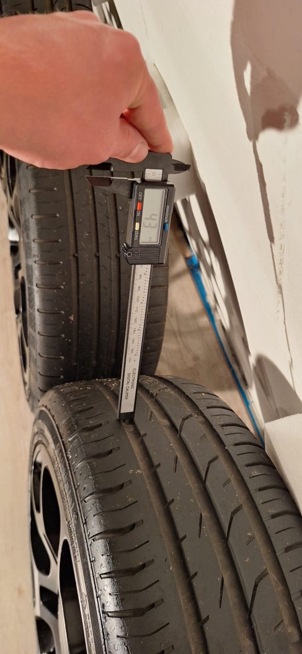 16 inch ORIGINEEL FIAT 500 ABARTH VELGEN + ZOMERBANDEN