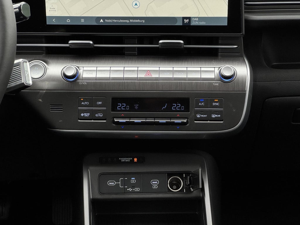 Hyundai Kona electric pure edition 65.4 kwh