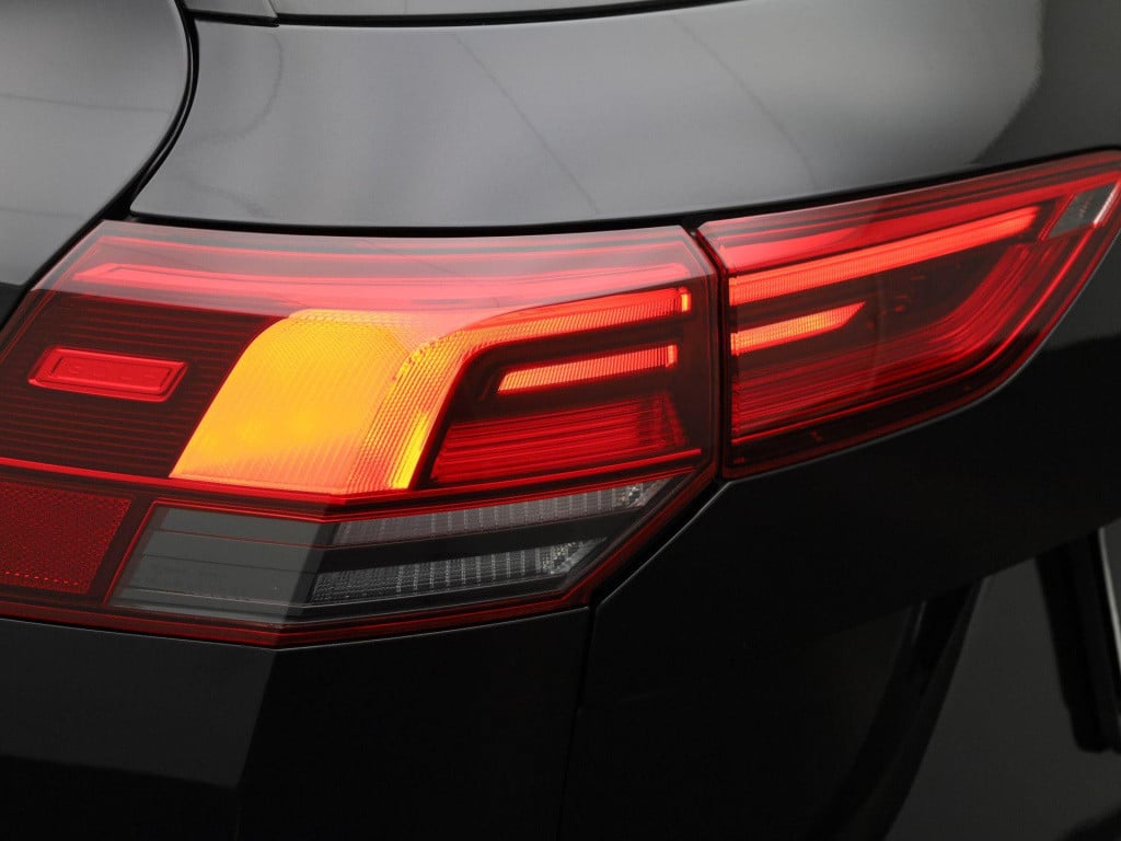 Volkswagen Golf variant 1.0 tsi life | navigatie | apple carplay / android 
