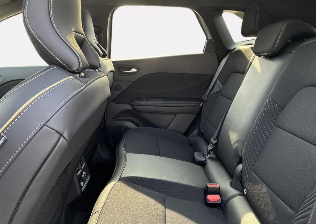 Renault Symbioz 1.8 e-tech full hybrid 160 iconic - pack light & sound