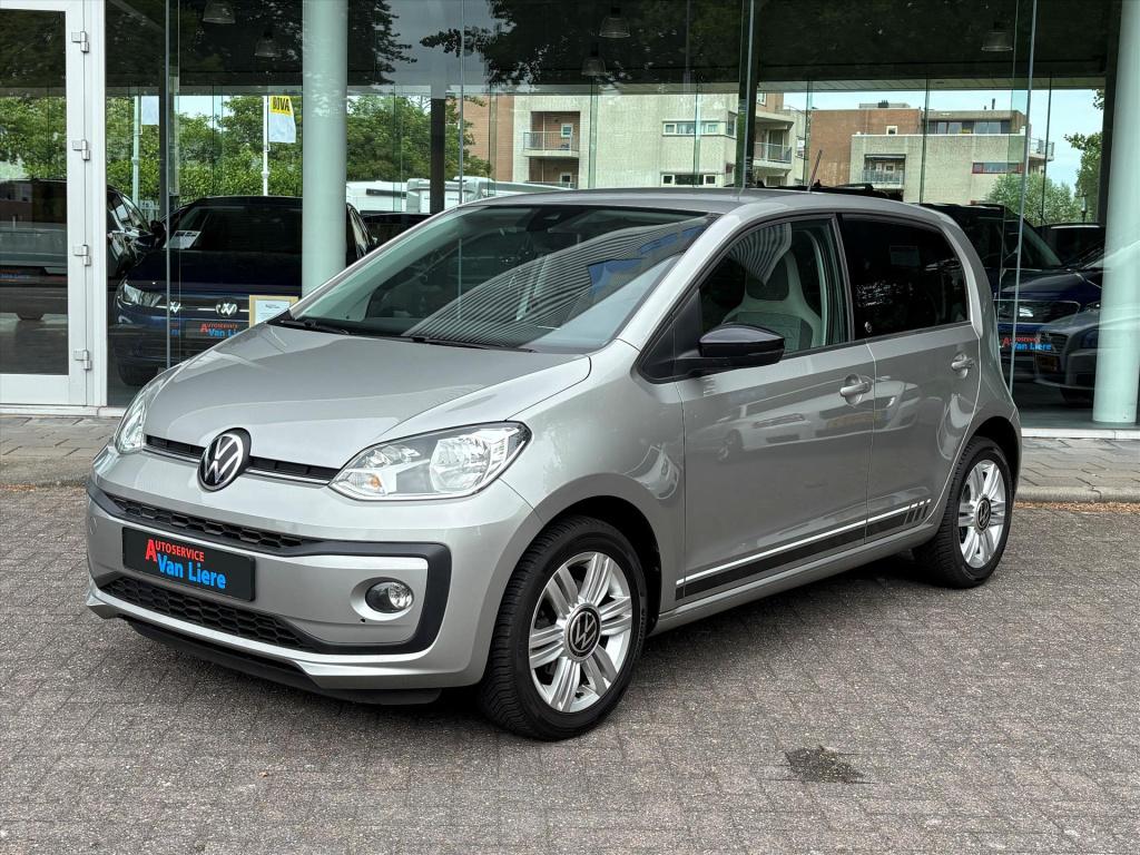Volkswagen UP! 1.0 60pk up! beats| camera|stoelverwarming|climate|rijklaarp