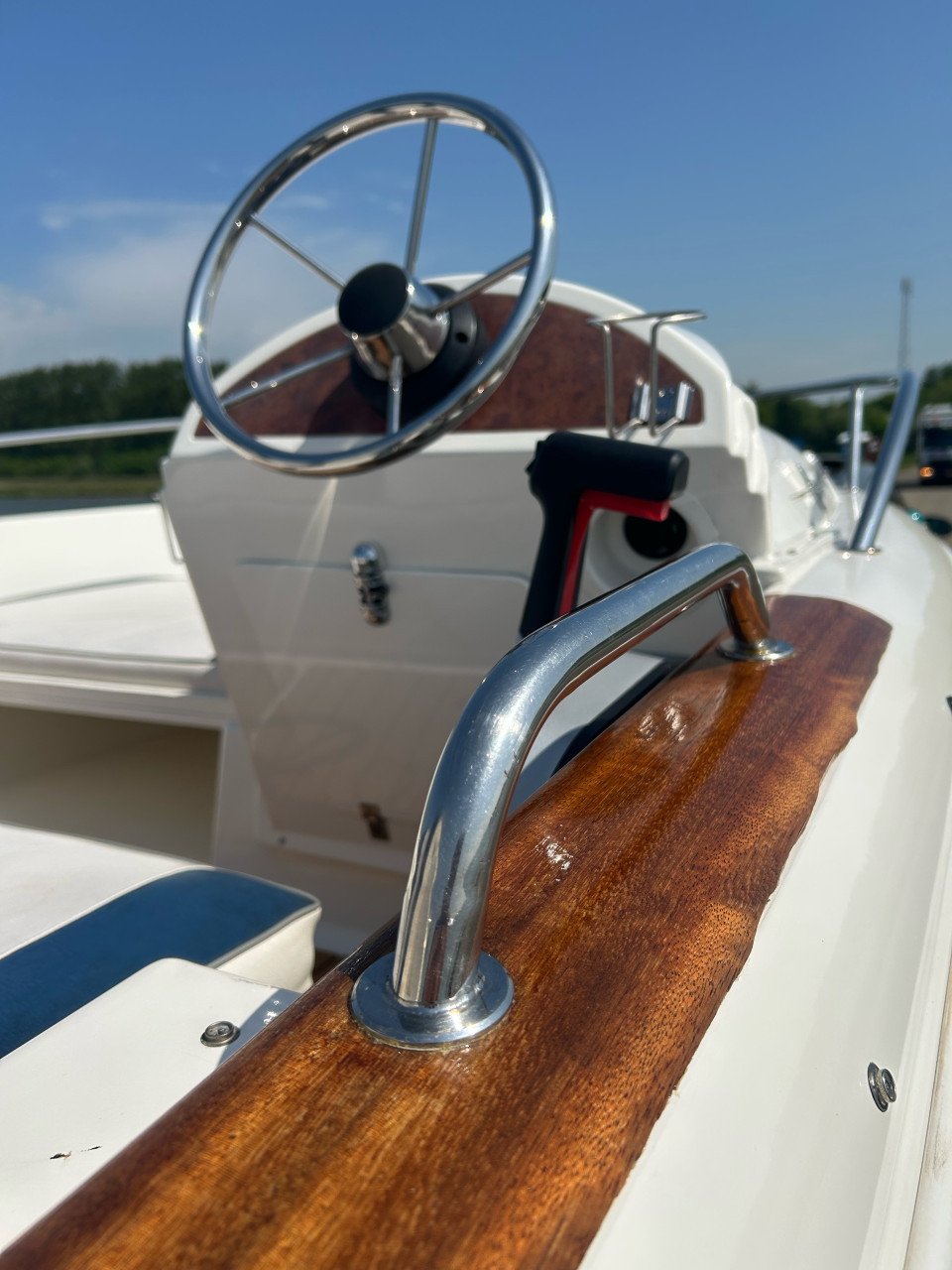 Tk -Quicksilver 425 Commander met Mercury 50PK buitenboordmotor – Zeer net