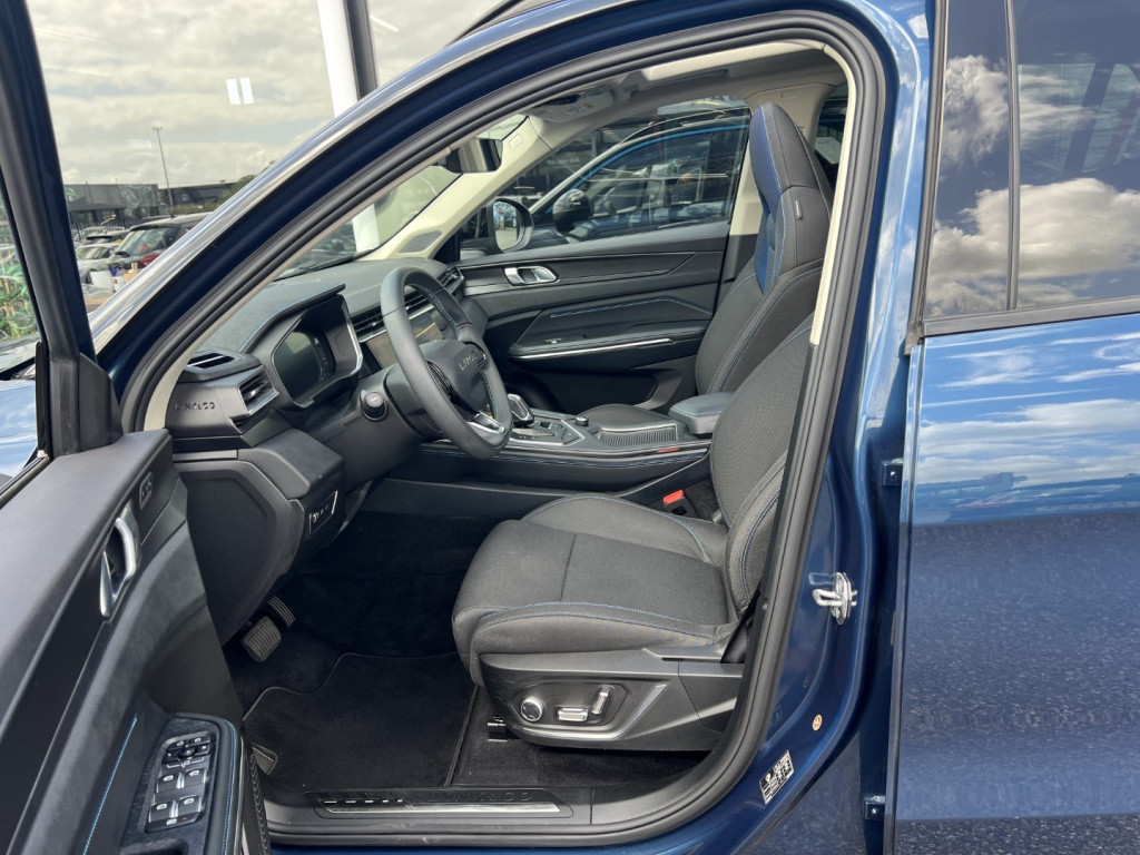 Lynk & Co 01 1.5 261pk plug in hybrid , trekhaak , pano dak , 360gr camera