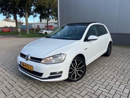 Volkswagen Golf 1.2TSI Cup Edition Automaat Pano