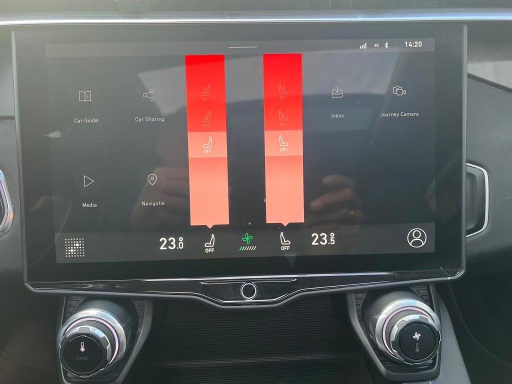 Lynk & Co 01 1.5td 261pk phev, pano, 360 graden camera, car play, adaptieve