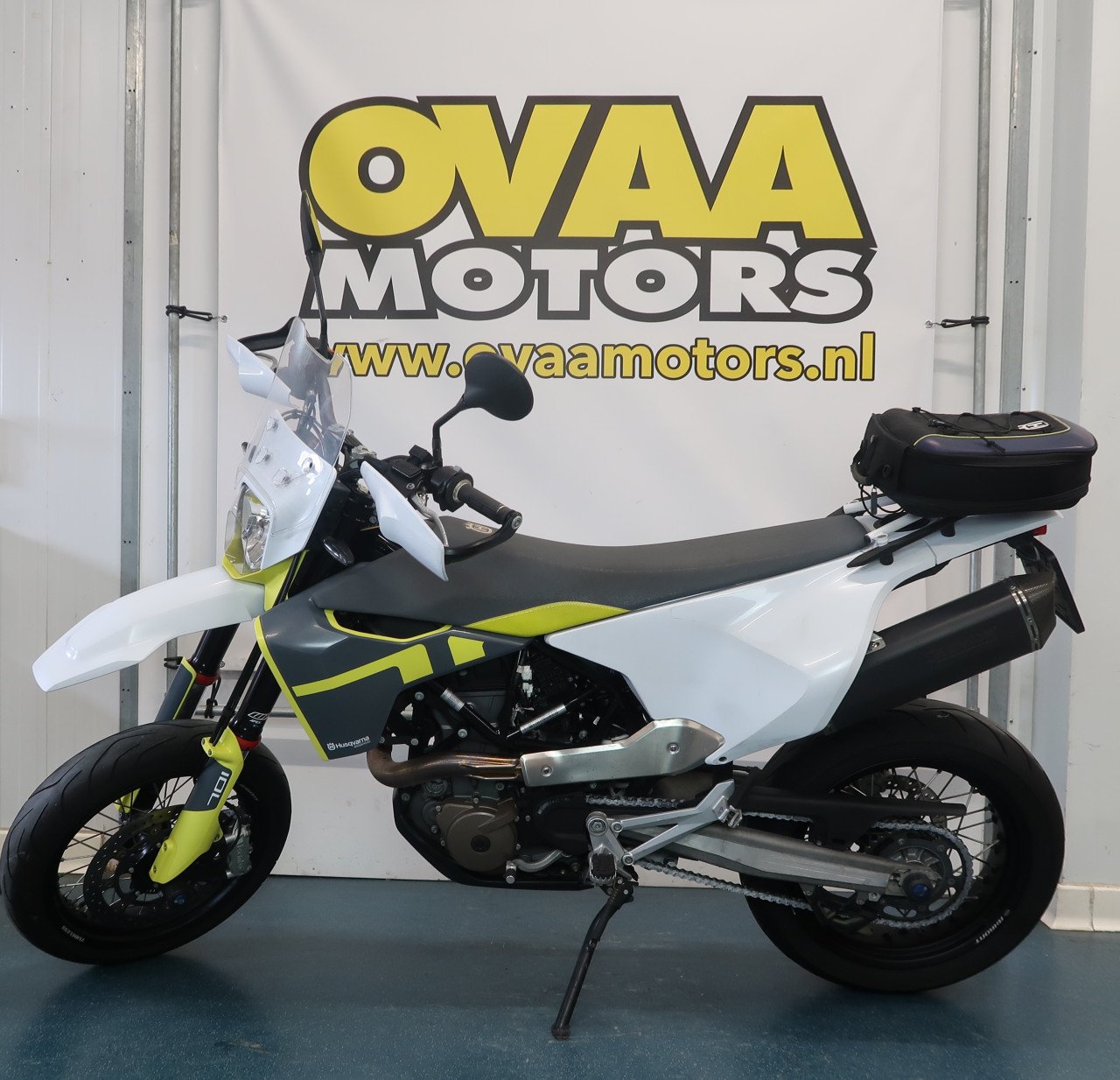 Husqvarna 701 Supermoto 2021 BTW motor