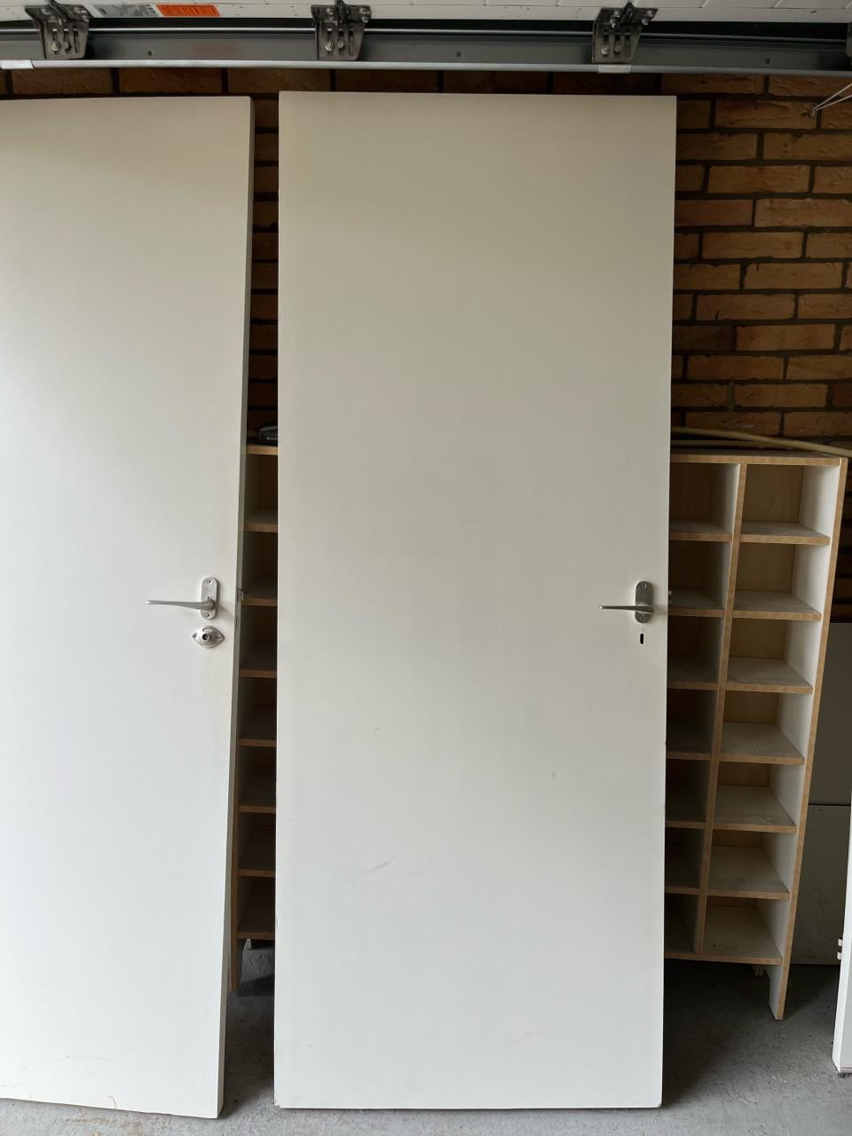 5 witte stompe binnendeuren incl. beslag