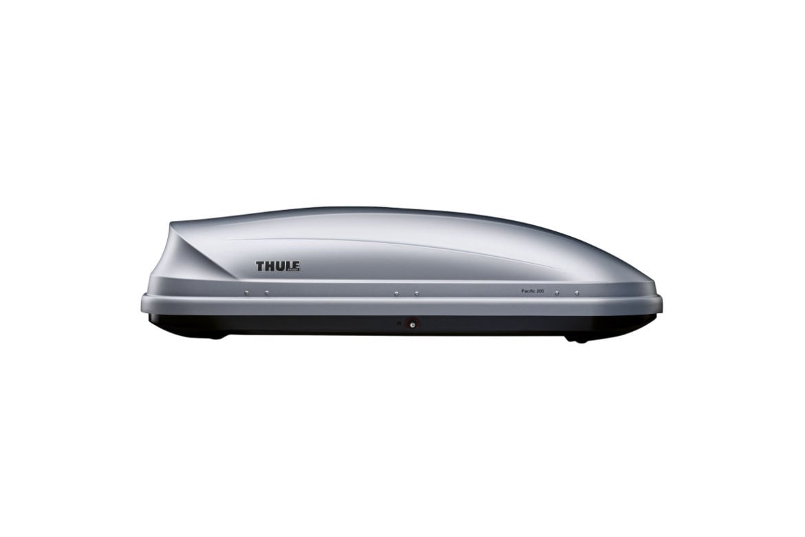Thule Pacific 200 dakkoffer + dwarsstangen