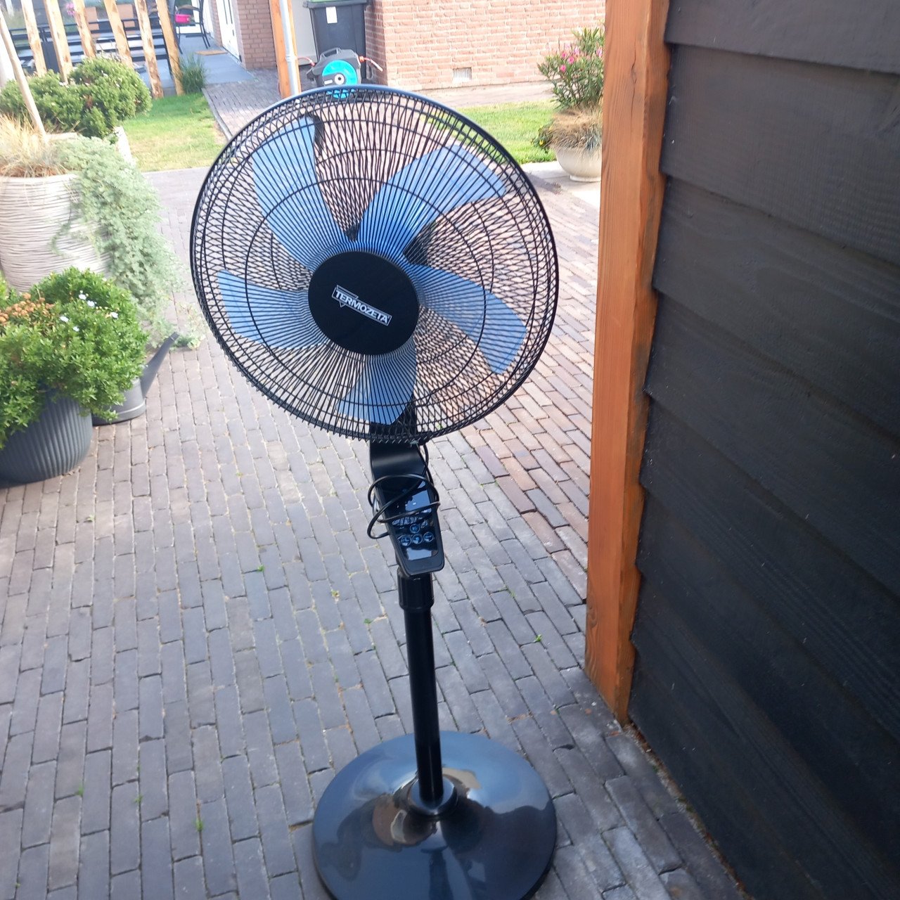 Ventilator