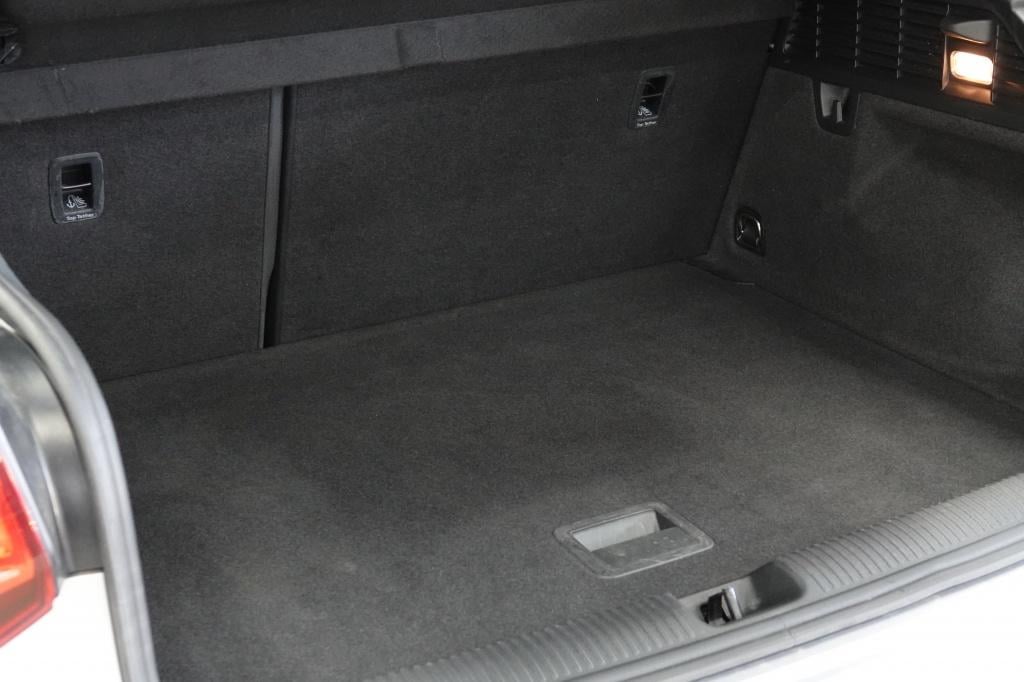 Audi Q2 35 tfsi | carplay | keyless | stoelverw. |