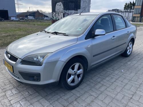 Ford focus 1.6 first edition