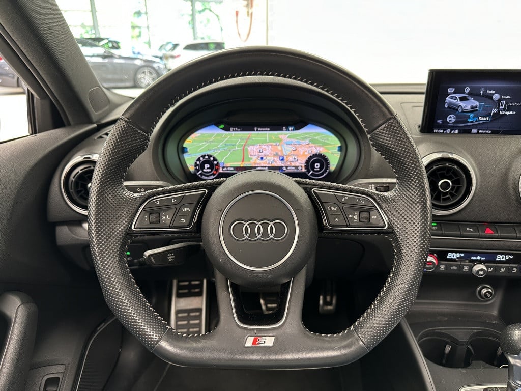 Audi A3 sportback 40 e-tron s line sport plus | b&o | panoramadak | trekhaa