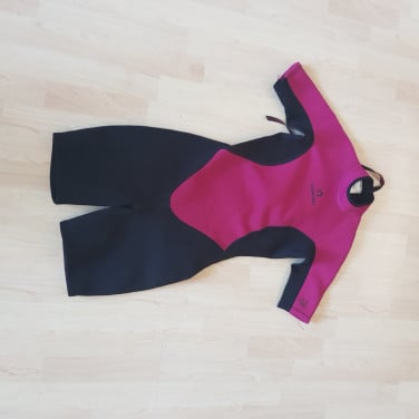 Wetsuit maat XS dikte 1,5mm
