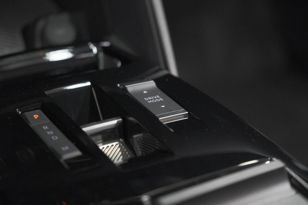 Citroen C4 hybrid 136 e-dcs6 max | camera | apple carplay | navigatie | par