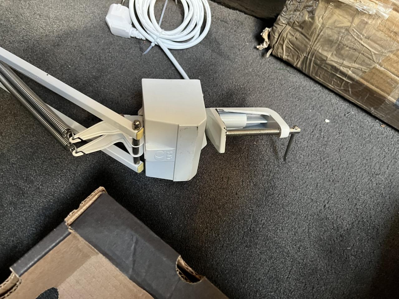 Loeplamp m verlichting LTS 120