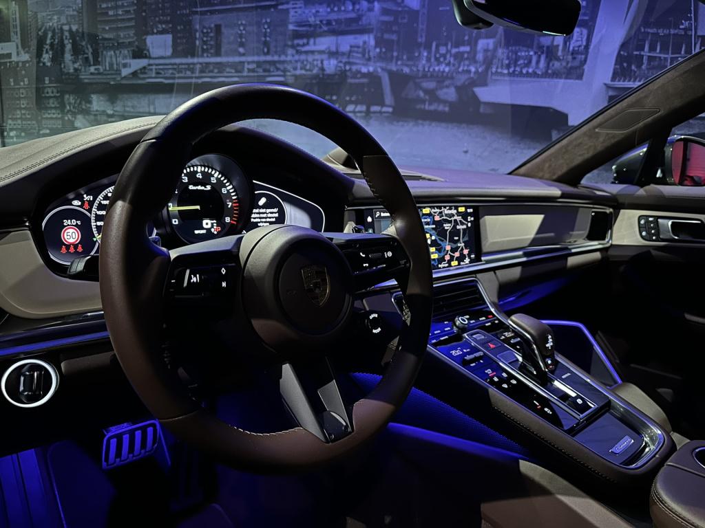Porsche Panamera sport turismo 4.0 turbo s e-hybrid *pano*burmester*1e eige