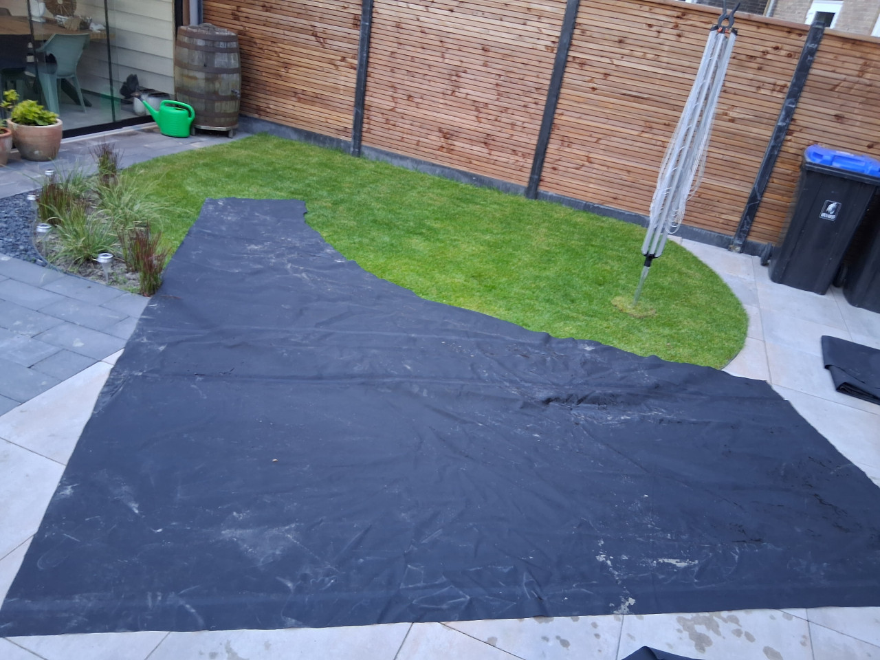 Stukken epdm vijverfolie