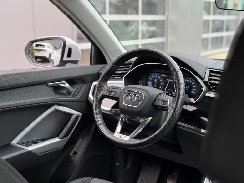 Audi Q3 35 tfsi advanced * matrix led * keyless * stoelverwarming * virtual