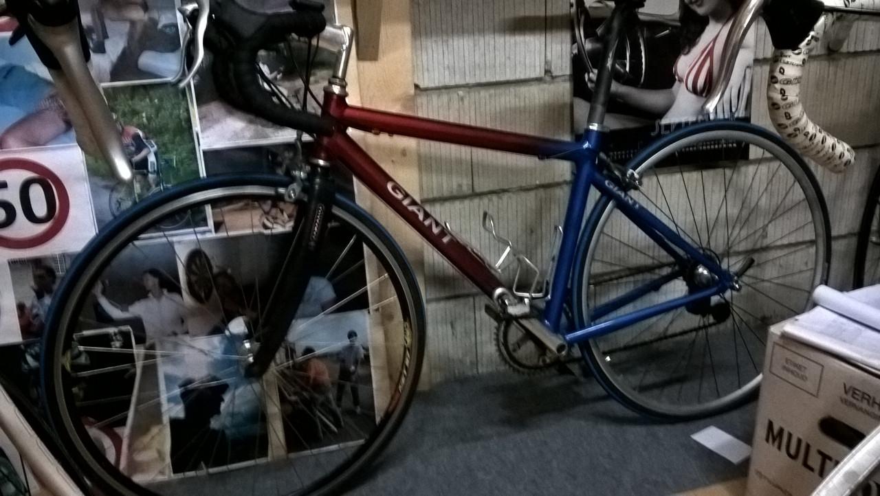 Wielrenfiets Giant voor leeftijd 10-12 jaar
