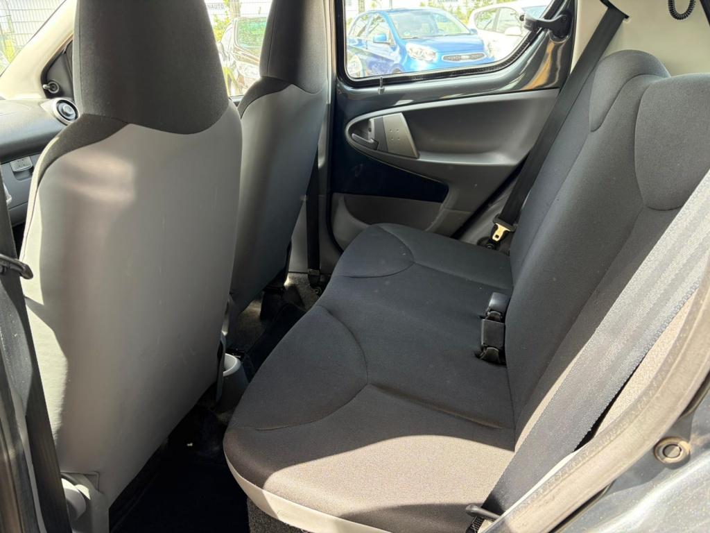 Toyota Aygo 1.0-12v now