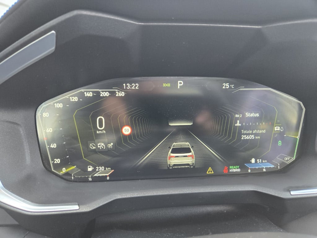 Lynk & Co 01 1.5 261pk plug in hybrid , panodak ,360gr camera , adaptive cc