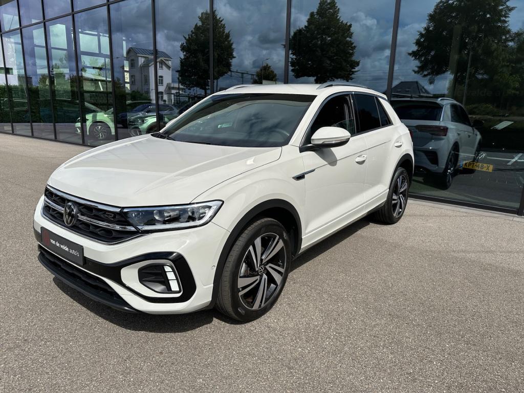 Volkswagen T-roc 1.5 tsi 150pk dsg r-line | trekhaak | camera | keyless | e