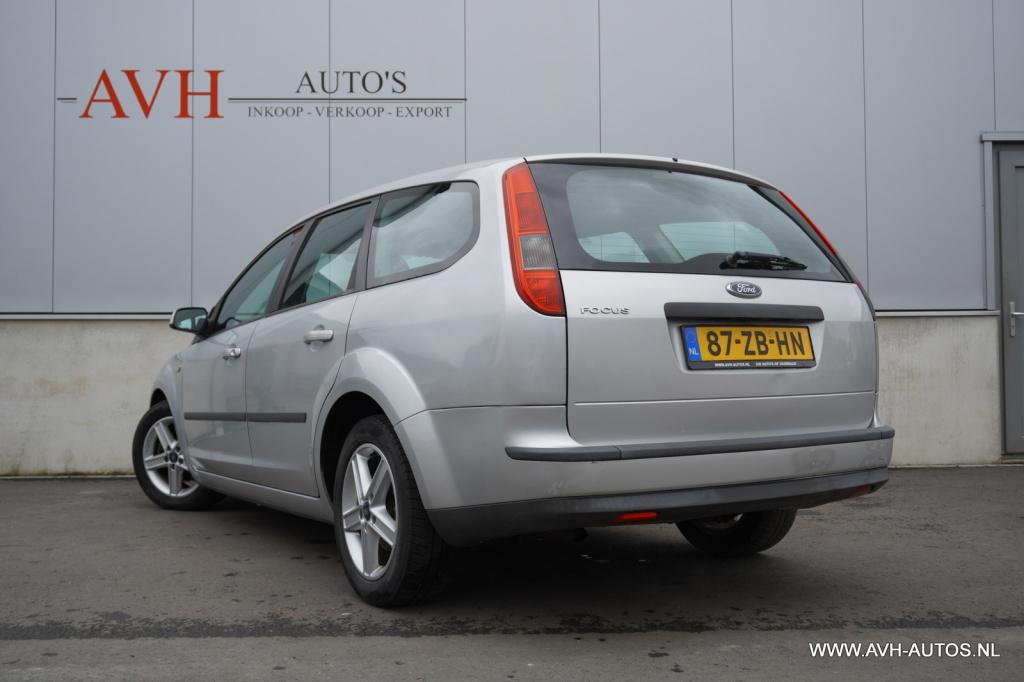 Ford Focus wagon 1.6-16v futura