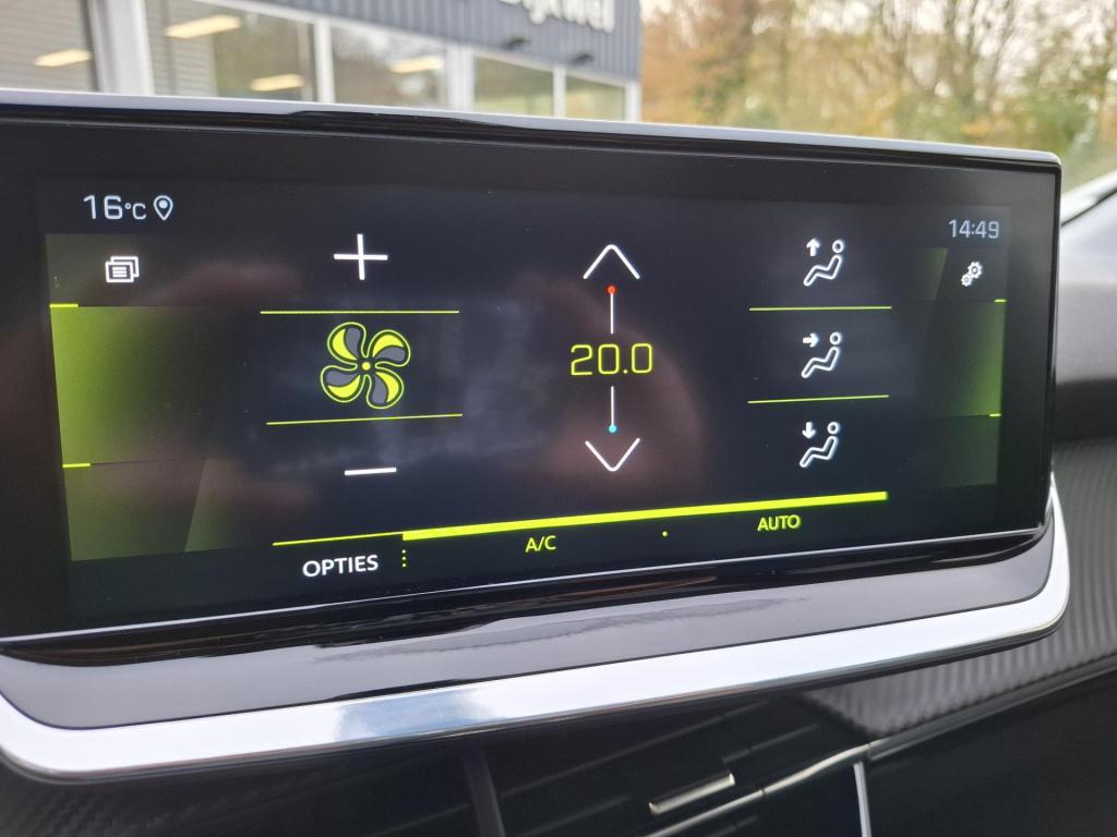 Peugeot 208 1.2 100 allure pano/clima/nav/cam