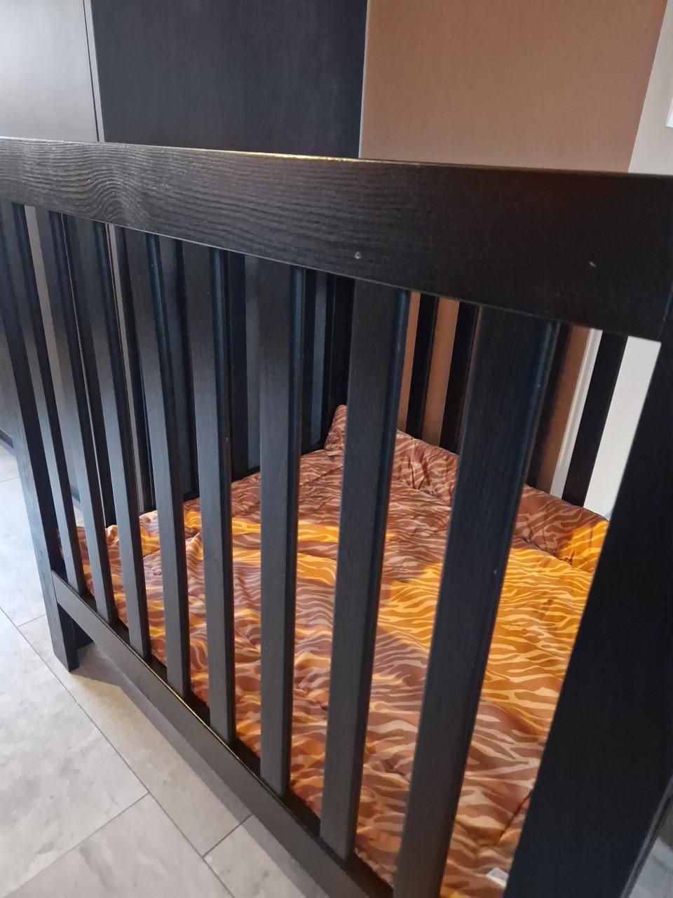 Zwarte box incl. boxkleed