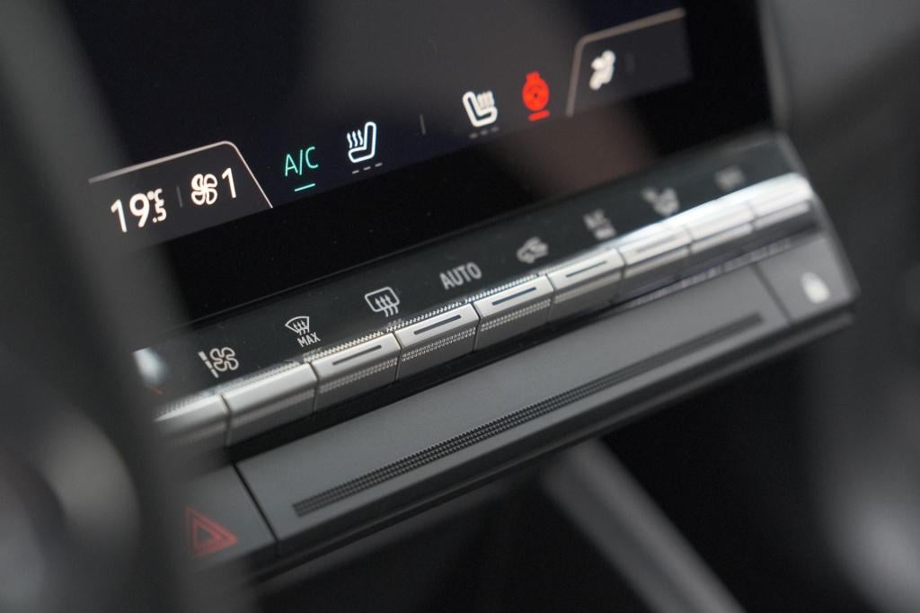 Renault Captur mild hybrid 160 edc techno | pack winter | camera | adaptiev