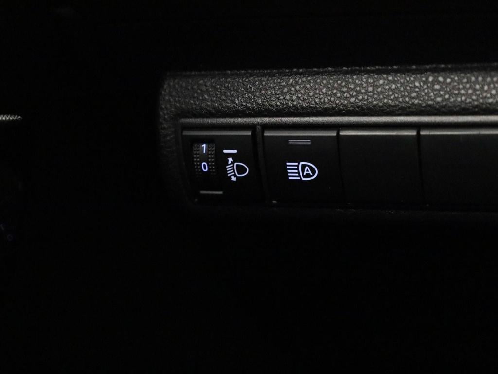 Toyota Corolla Touring Sports 1.8 hybrid business plus | automaat | stoel v